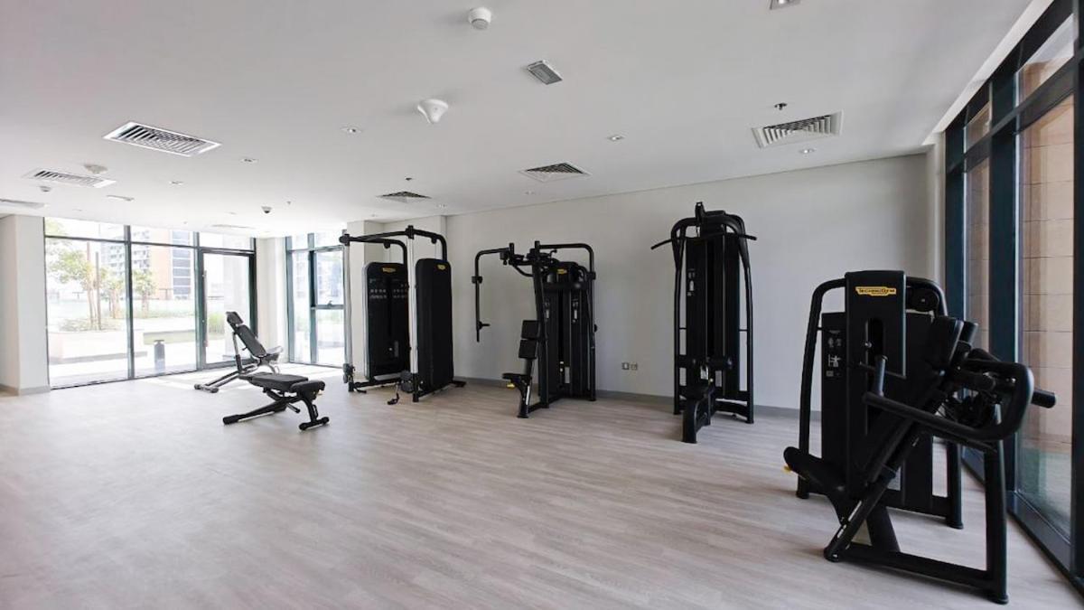 Elegant Studio In Azizi Riviera Near Downtown Apartment